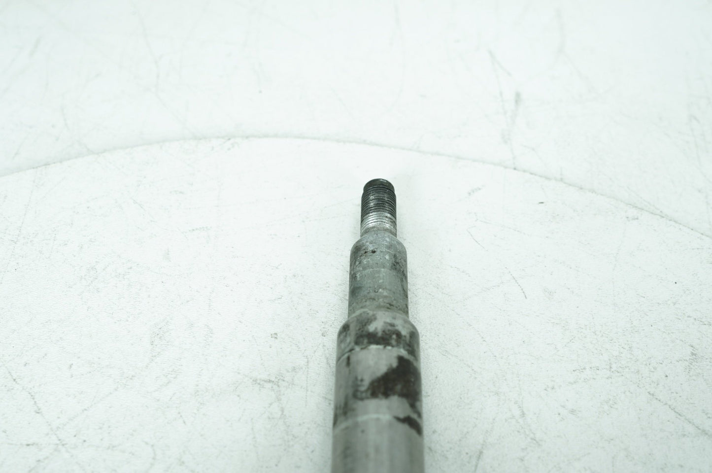 1999 - 2006 Harley-Davidson Touring Electra Glide Front Wheel Axle Bolt Shaft 43364-00