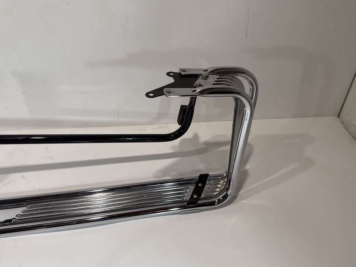 1999 - 2006 Harley-Davidson Touring Electra Glide Classic Rear Left Right Saddlebag Guard Rails Bar  	49193-93