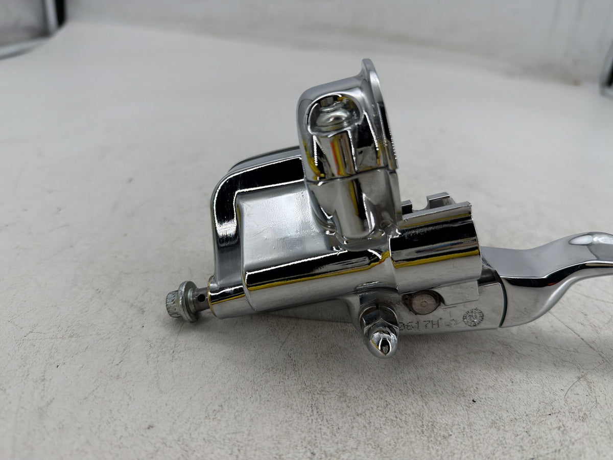 2007 Harley Electra Glide Touring Eagle Front Right Brake Lever Master Cylinder