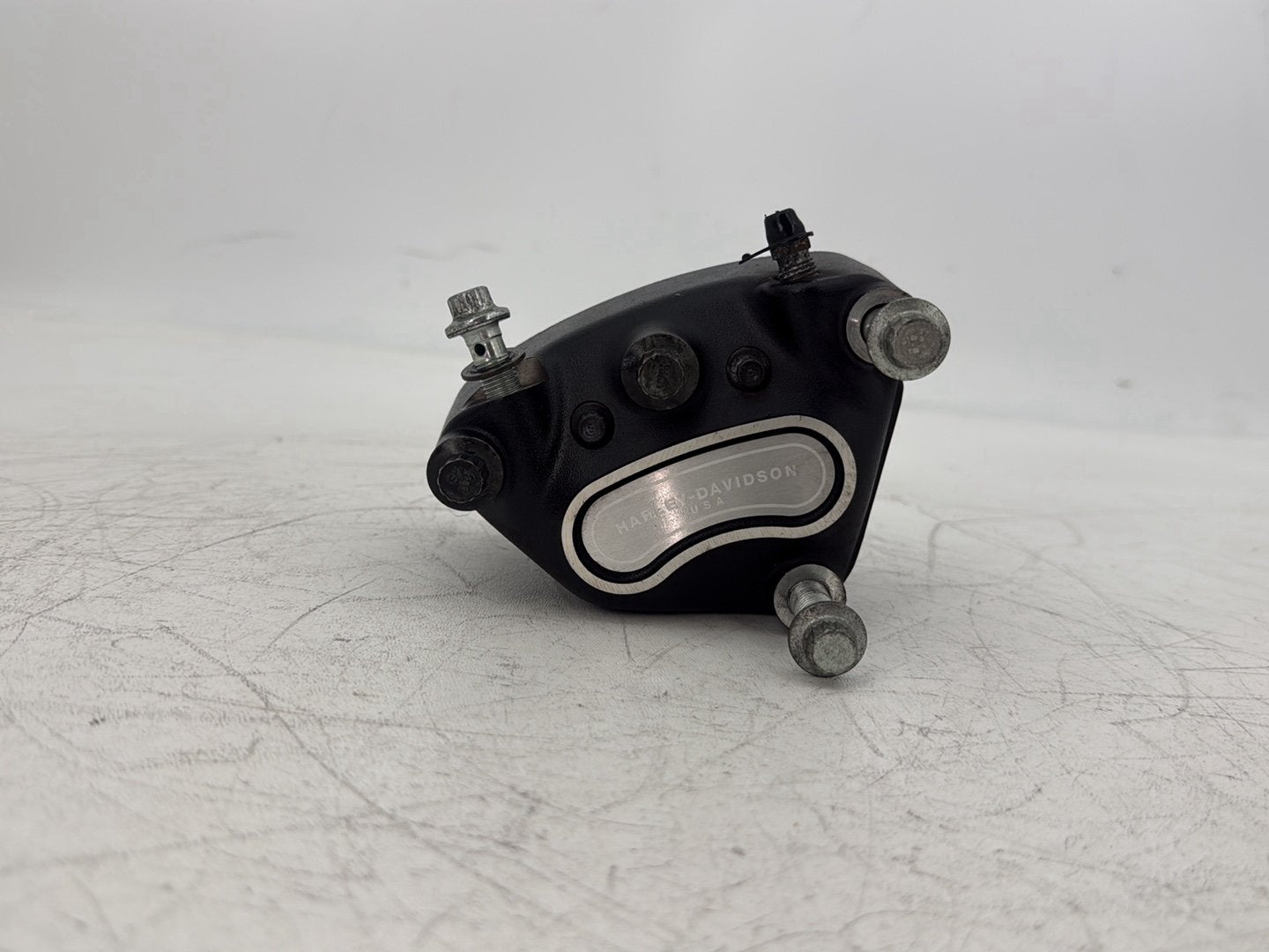 2004 Harley Touring FLHT Electra Glide OEM Front Right 1 Brake Caliper