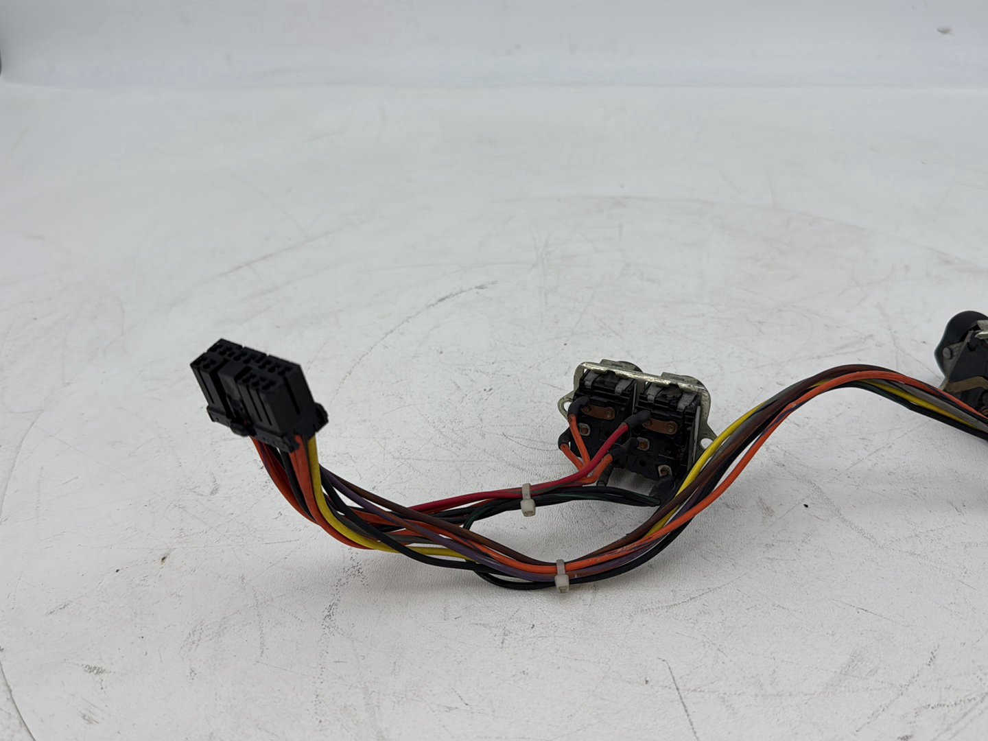 2007 - 2012 Harley-Davidson Touring Electra Glide Ultra  Inner Fairing Wire Wiring Harness Switch 	73162-96BK