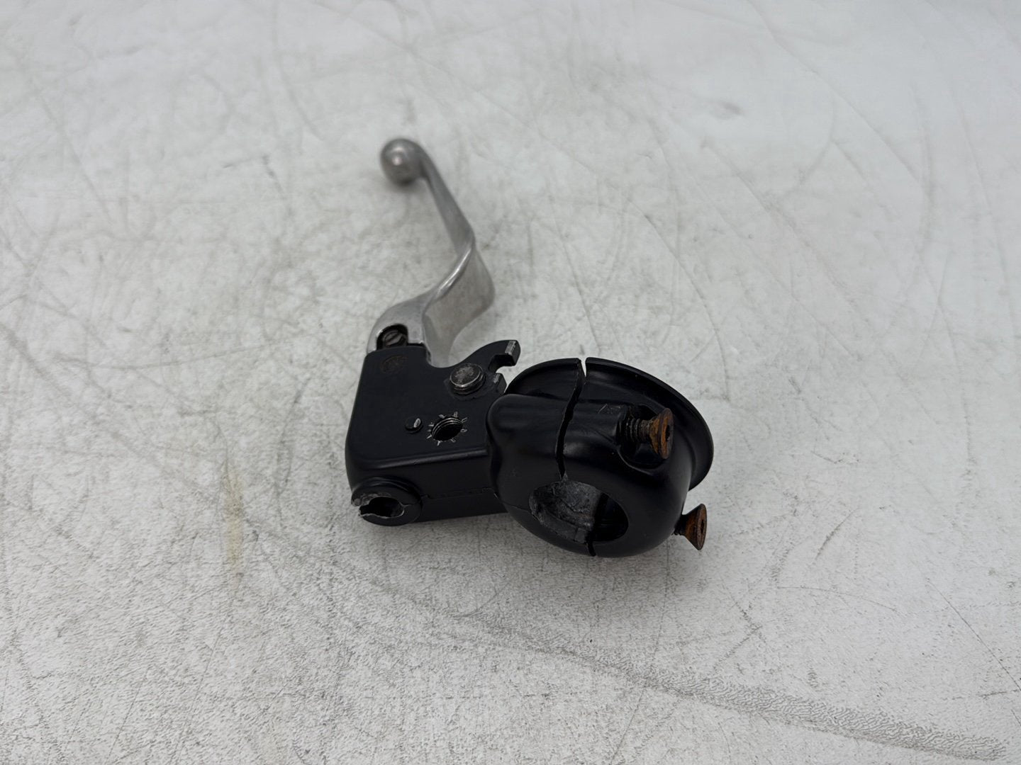 2005 Harley Electra Glide Touring Ultra FLHTCUI OEM Front Left Hand Clutch Control Lever