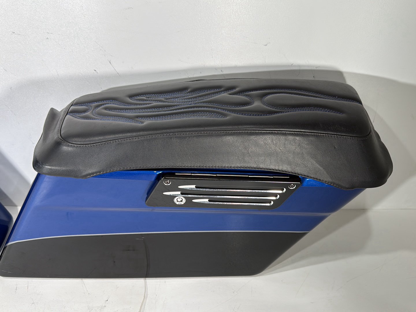 2007 - 2016 Harley-Davidson Touring Electra Glide Ultra Left Right Saddlebags Luggage NOKey 90752-93 , 90753-93