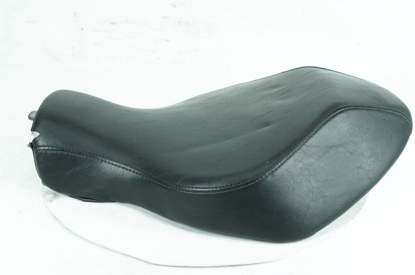 2004 - 2013 Harley-Davidson Sportster 1200 Low Rider Driver Solo Seat Pillion  	51532-07