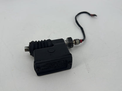 1999 - 2006 Harley-Davidson Dyna Low Rider Rear Brake Master Cylinder Reservoir