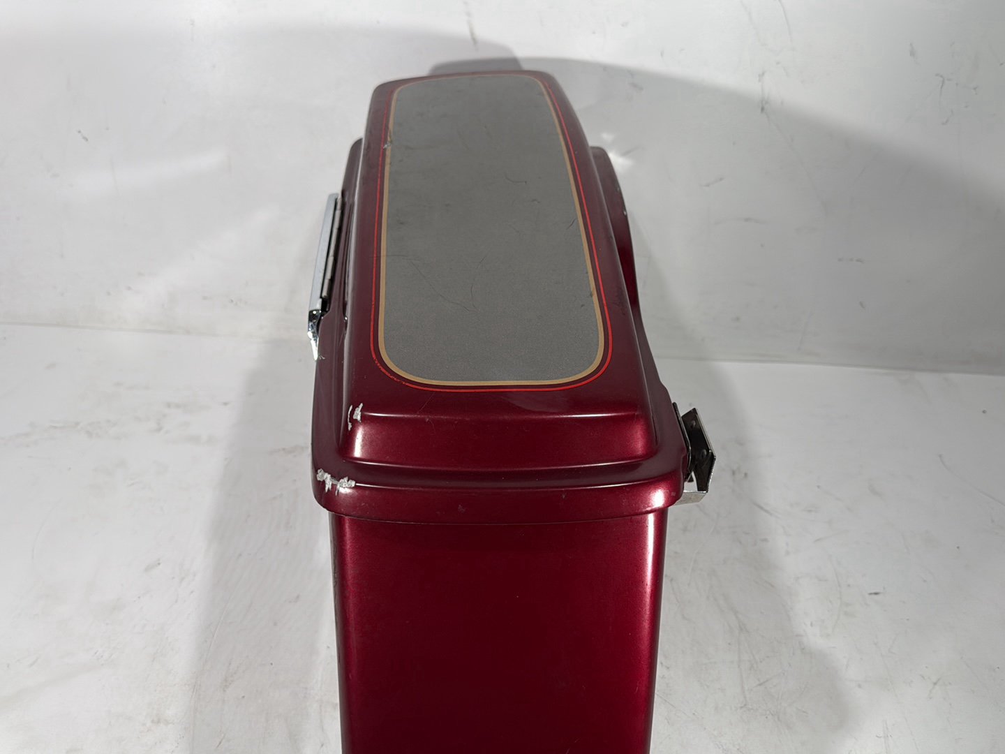 1996 Harley Electra Glide Touring FLHT OEM Left 1 Saddlebag Luggage NO Key