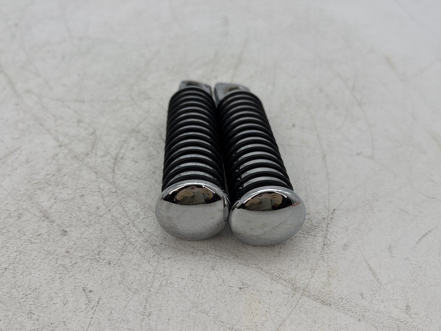 2001 Harley Sportster 883 Hugger XLH883 OEM Left & Right Step Foot Rest Pegs