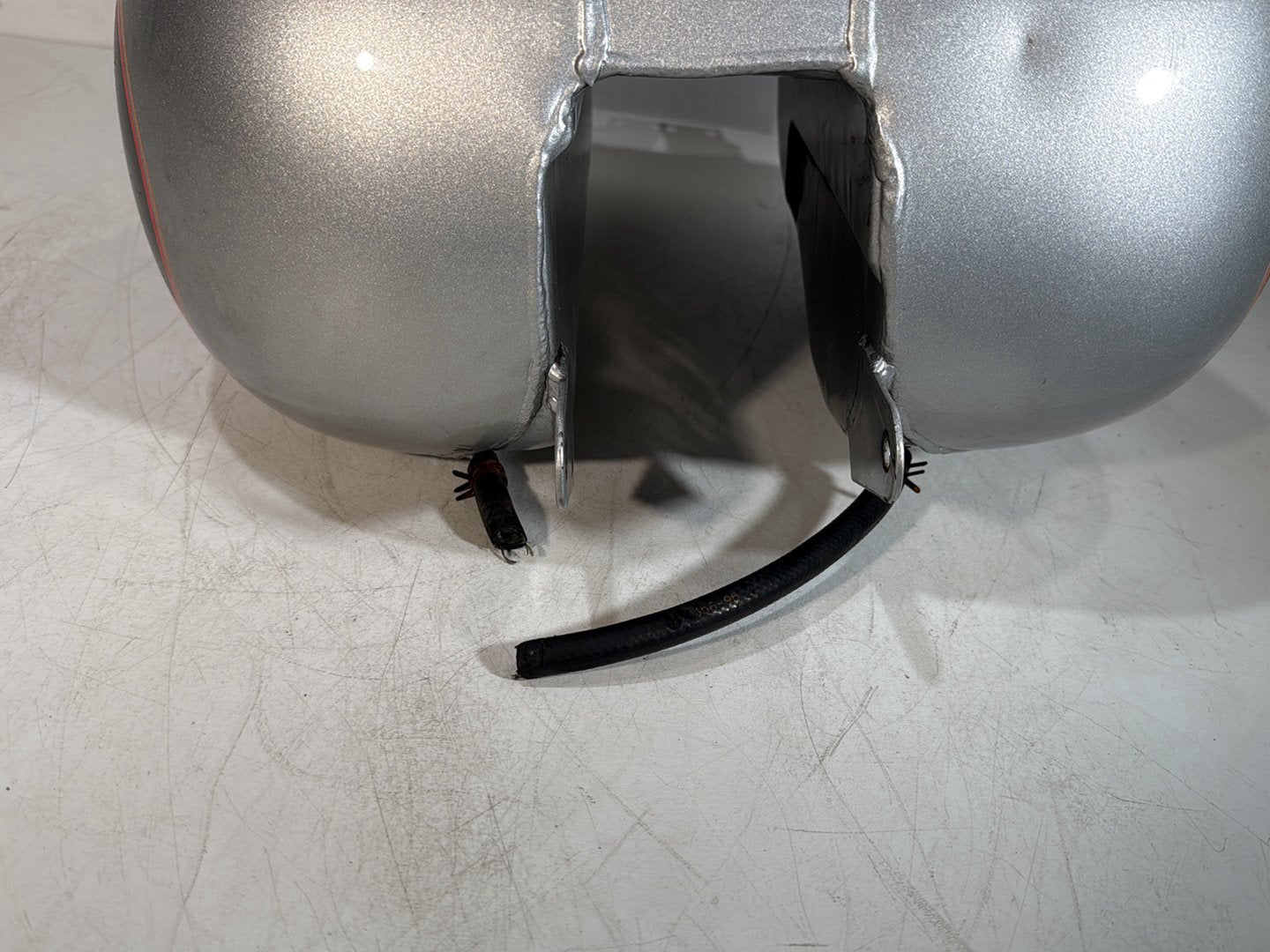 1984 - 1998 Harley-Davidson Touring Electra Glide Classic Fuel Gas Tank Gasoline Reservoir w/ Petcock Valve