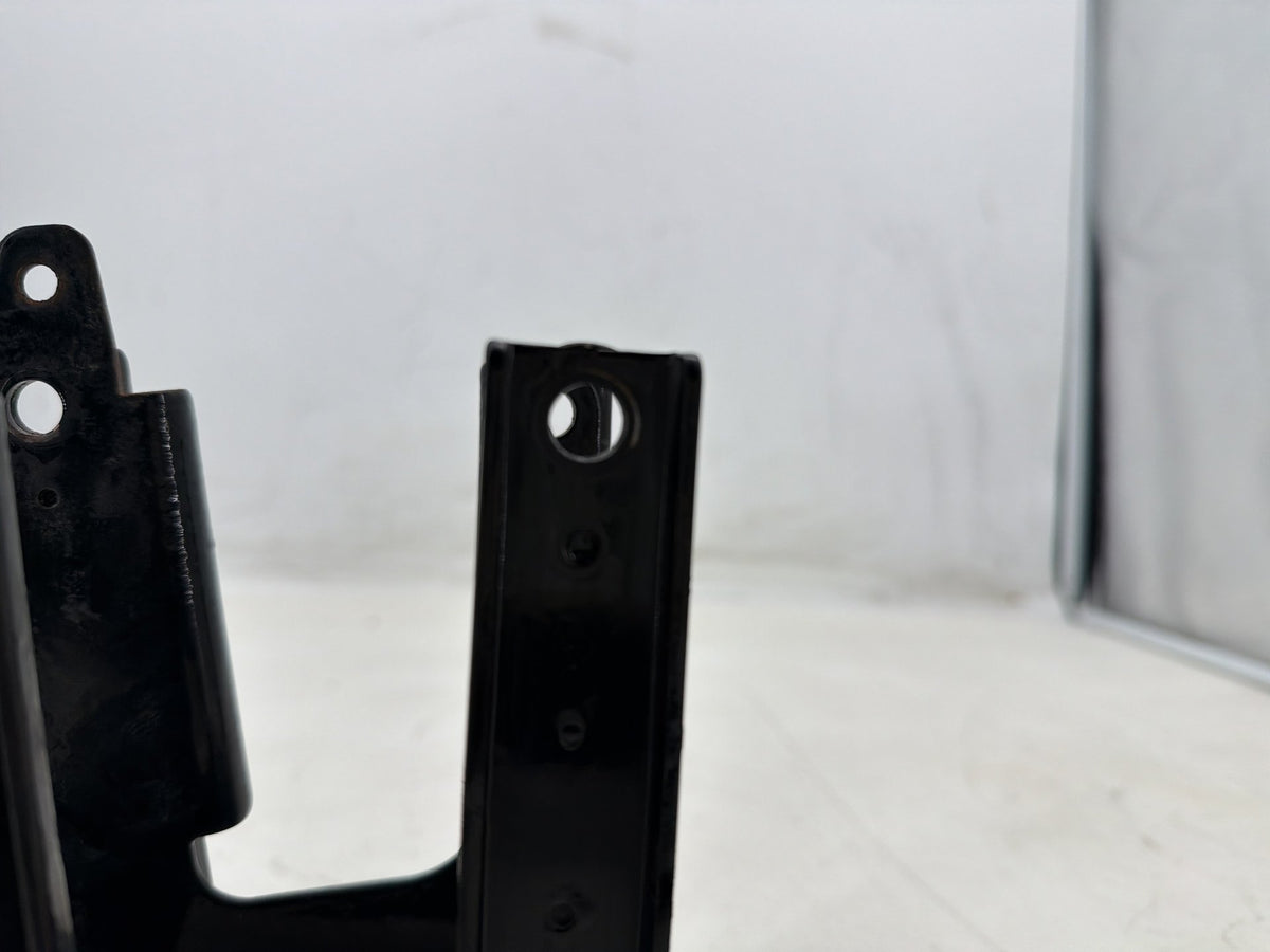 2016 Harley Road Glide Touring FLTRXS OEM Inner Fairing Mount Support Bracket