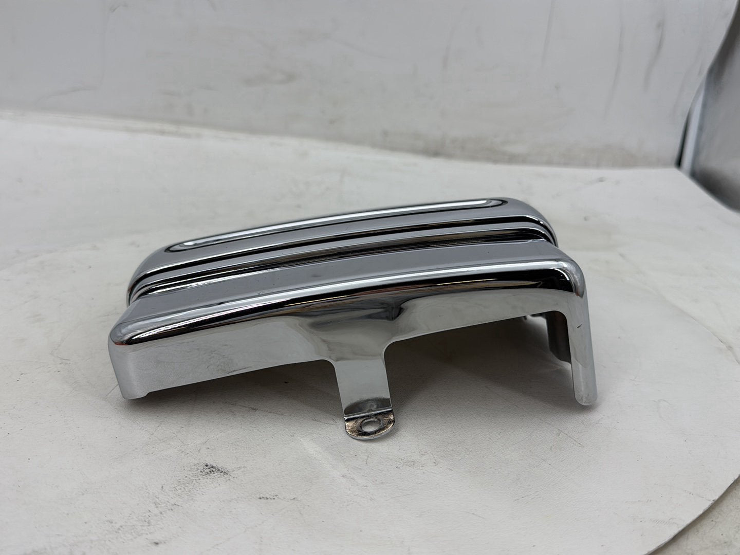 2006 Harley Dyna Super Glide Custom FXDCI OEM Lower Battery Tray Stay Box Cover Panel