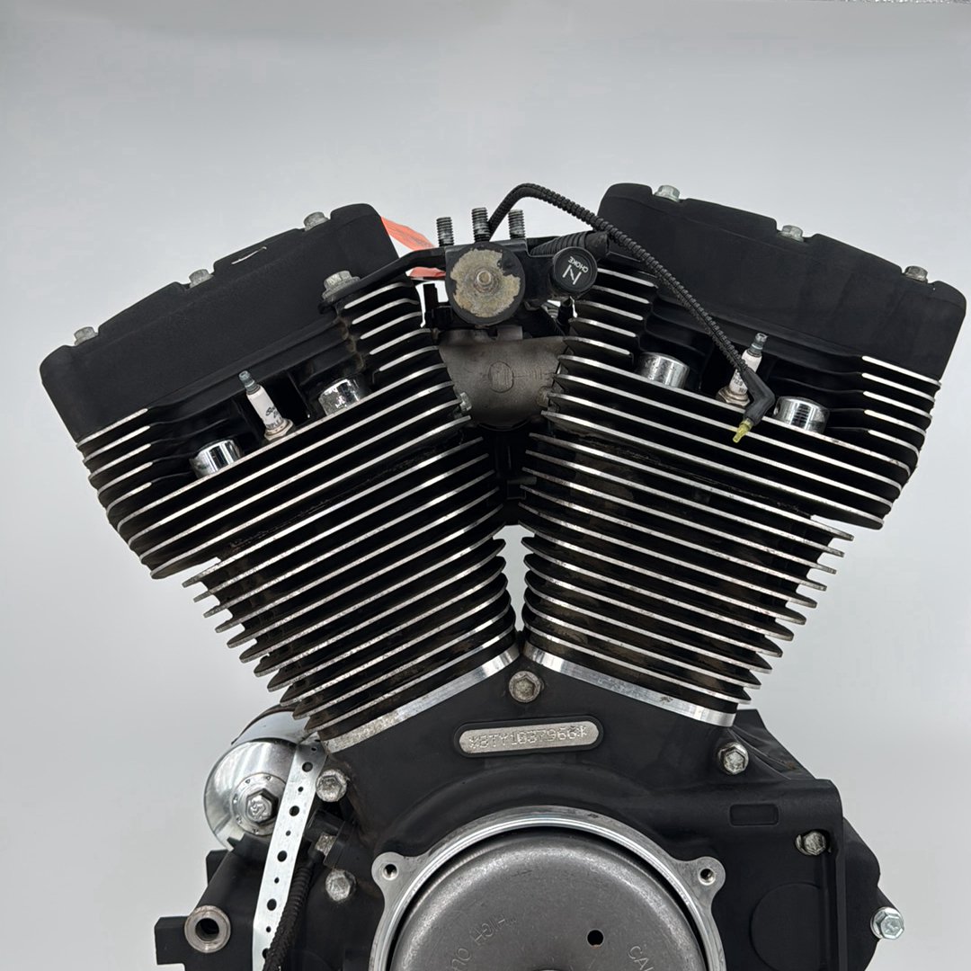 1999 - 2006 Harley-Davidson Softail Night Train CARB Twin Cam 88 Engine Motor 16155-01