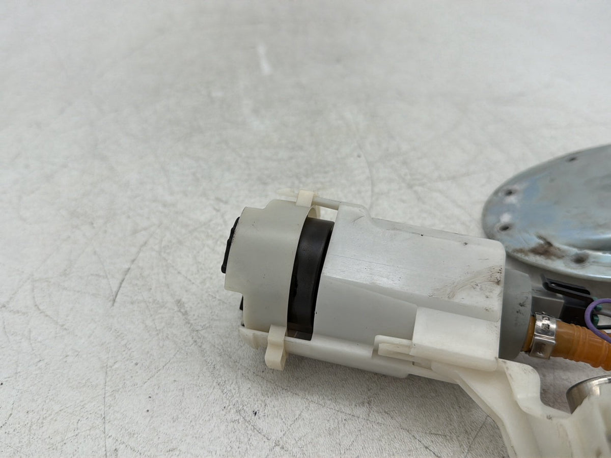 2007 Harley Dyna Street Bob FXDB OEM Fuel Pump Gas Gasoline Petrol Sending