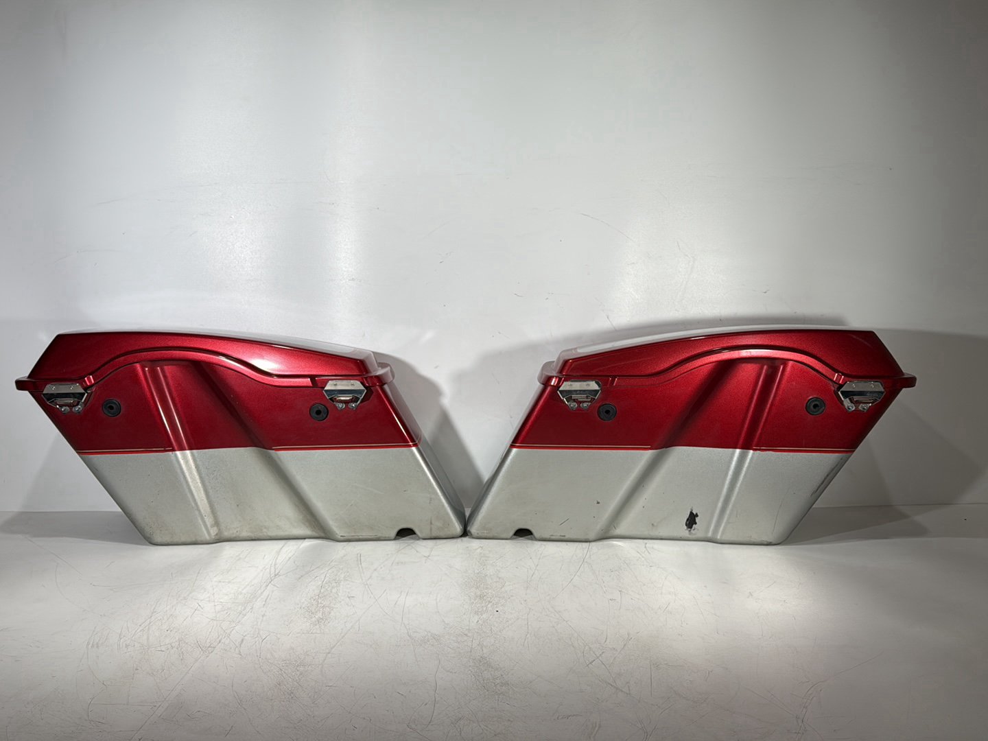 1999 - 2006 Harley-Davidson Touring Electra Glide Ultra Left Right Saddlebags Luggage NOKey 90752-93