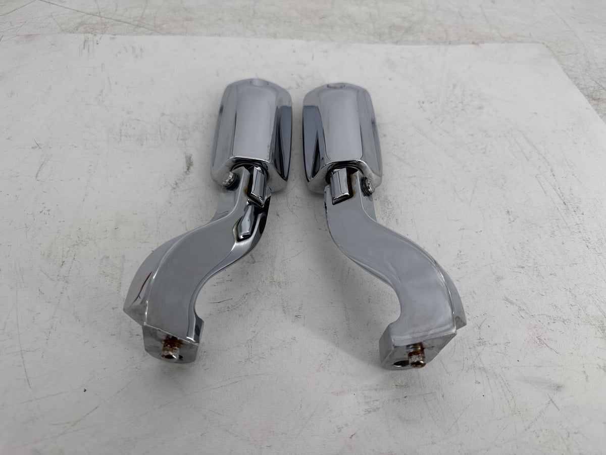 2013 Harley Street Glide Touring FLHX OEM Passenger Left & Right Foot Pegs