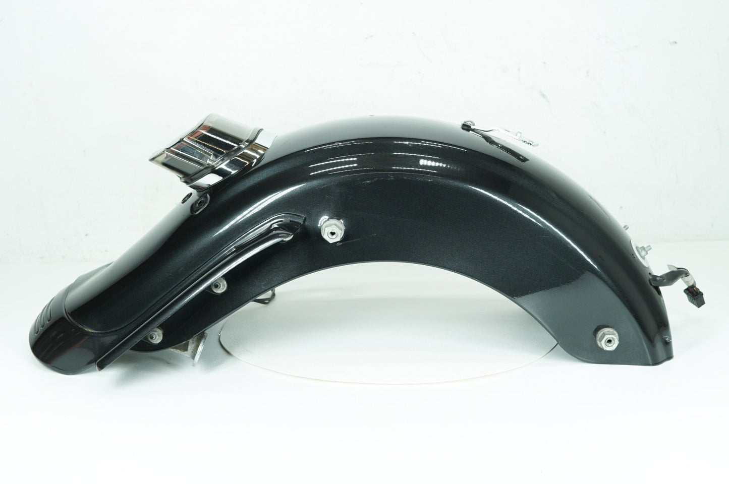 2007 - 2012 Harley-Davidson Touring Street Glide Rear Wheel Fender Taillight Brake Lamp 	59731-09