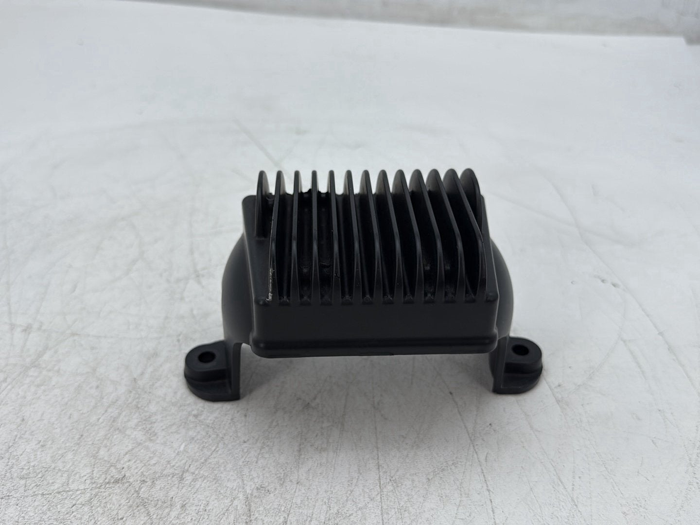 2010 Harley Street Glide Touring FLHX OEM Voltage Regulator Rectifier