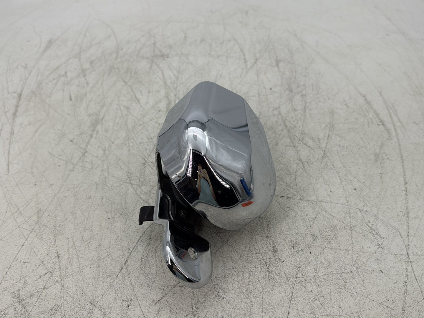 2000 Harley Softail FLSTC Heritage Classic OEM Horn Signal Klaxon Chrome Cover