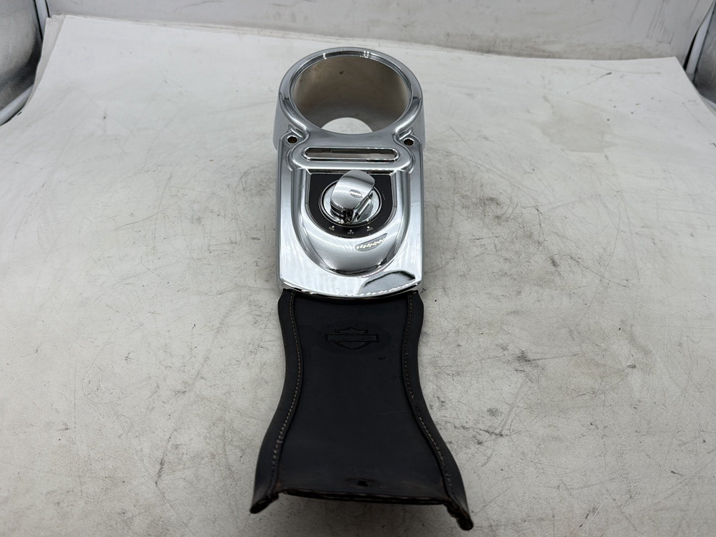 2012 Harley Dyna FXDF Fat Bob OEM Fuel Gas Tank Dash Console NOKey