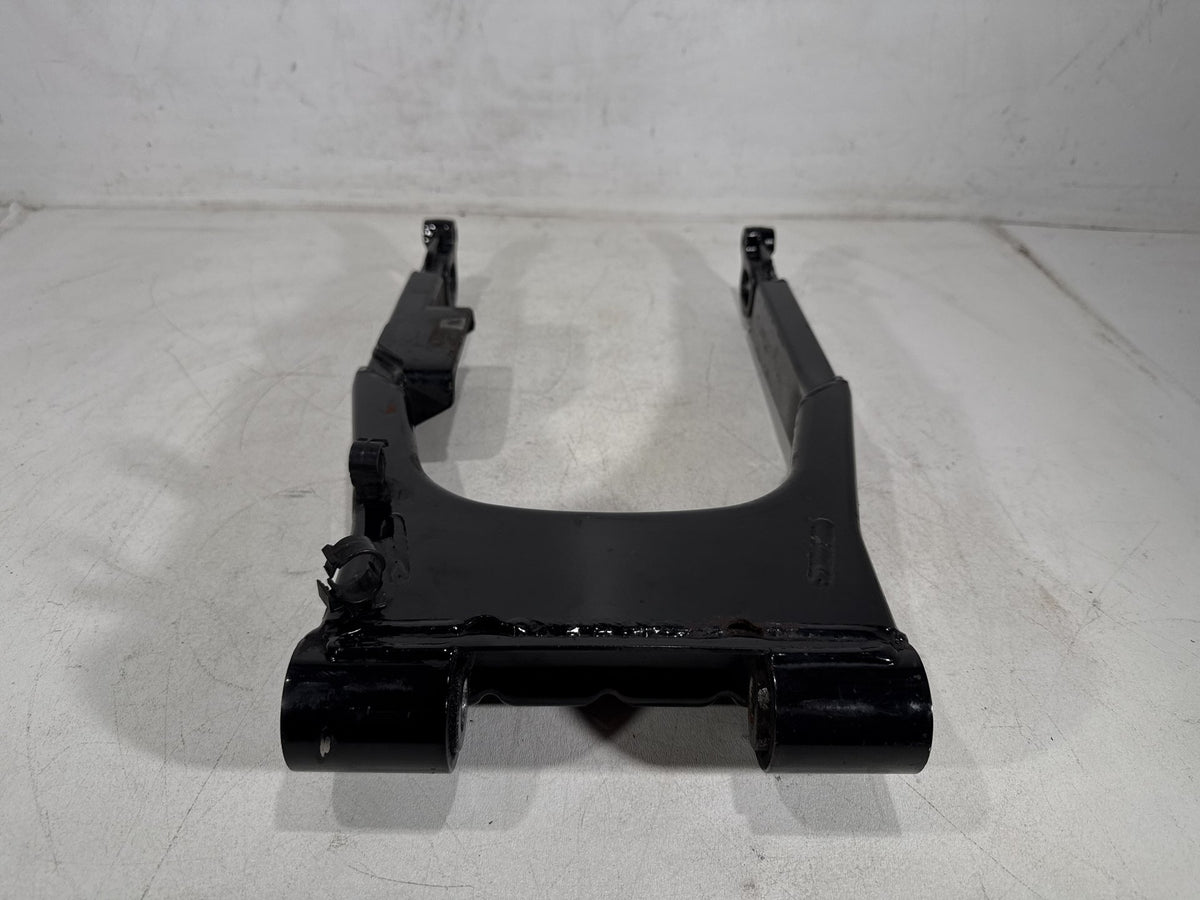 2002 Harley Electra Glide Touring Classic OEM Rear Fork Swingarm Swing Arm