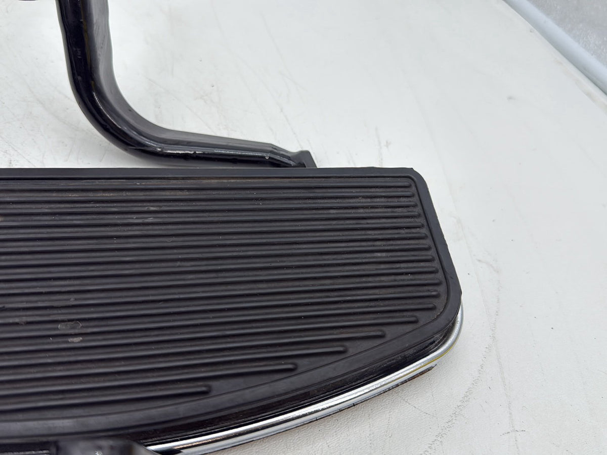 2007 Harley Touring Electra Ultra Left Right Driver & Pass Floorboard Foot Rest
