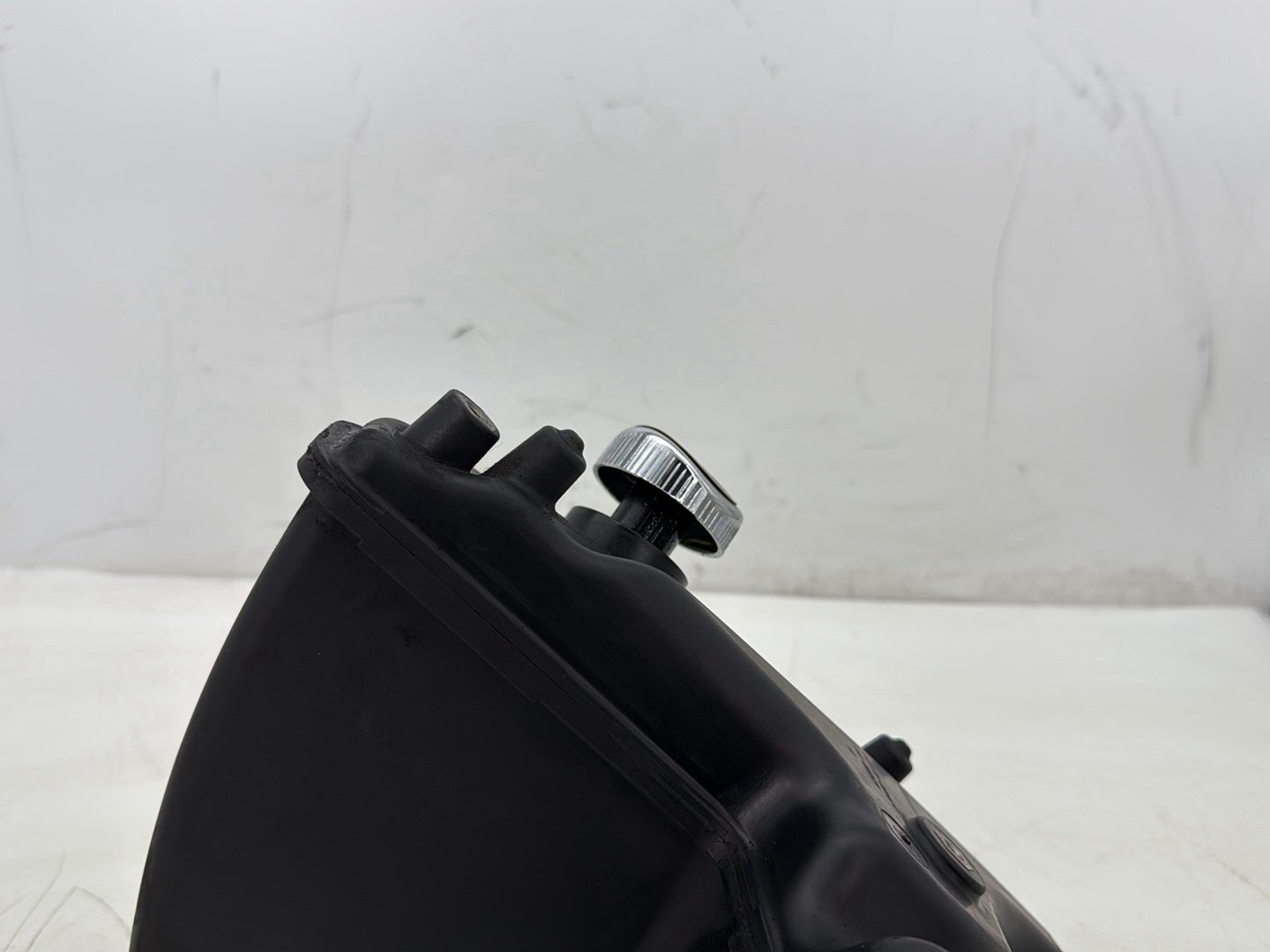 06 Harley Sportster XL883L 883 Low Oil Tank Reservoir Bottle Canister &amp; Dipstick