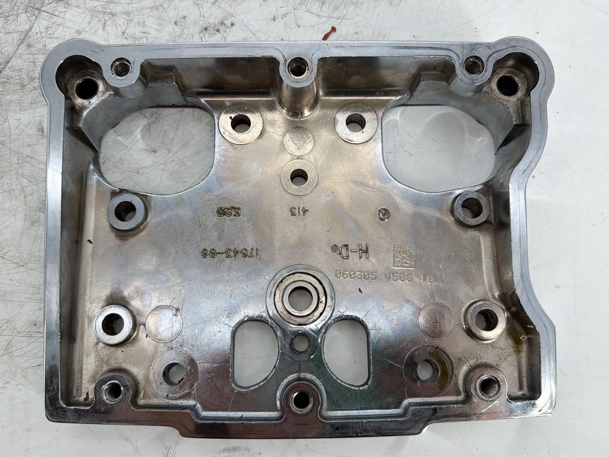 2006 Harley Touring Electra Glide Classic OEM Twin Cam Top Rocker Cover 17571-99