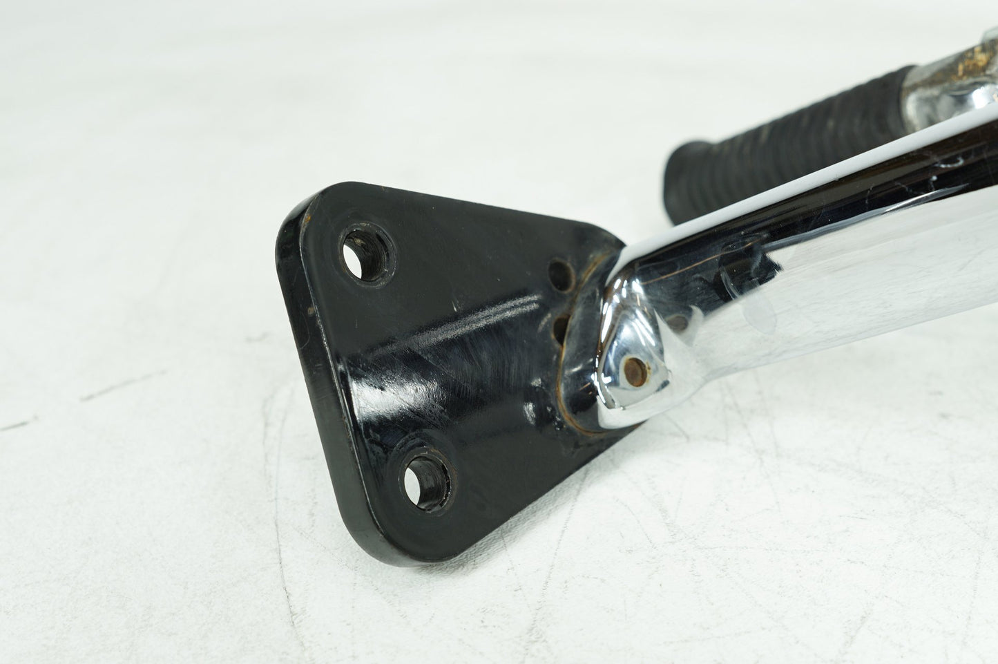 2004 - 2013 Harley-Davidson Sportster Low Left Right Foot Rest Peg Support Bracket 33048-72