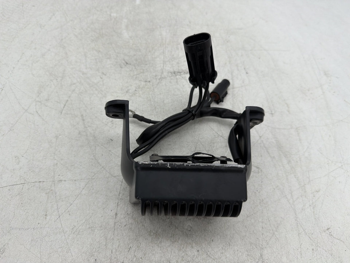 2004 Harley Electra Glide Touring Ultra OEM Voltage Regulator Rectifier