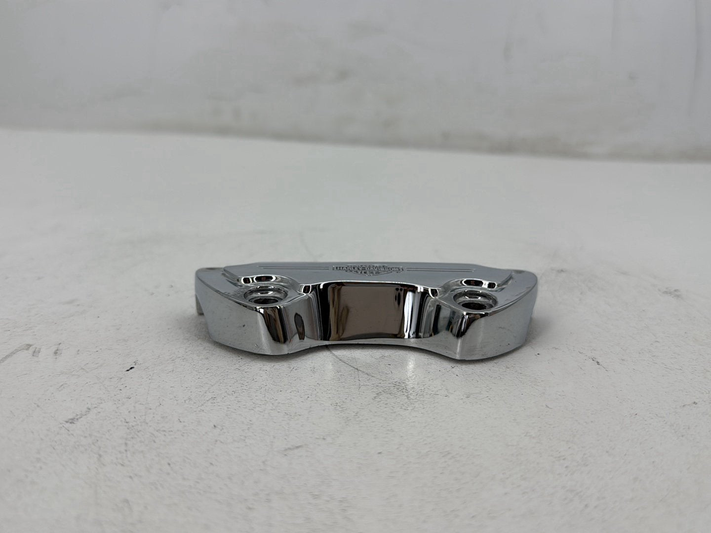 2004 Harley Softail FLSTC Heritage Classic OEM Front Handlebar Riser Top Clamp Chrome
