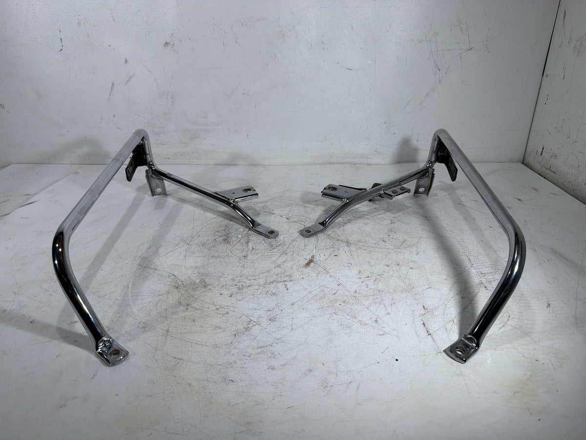 2009 Harley Street Glide Touring OEM Rear Left Right Saddlebag Guard Rails Bar