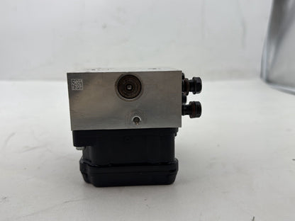 2011 Harley Road King Touring FLHRC Classic OEM ABS Brake Pump & Control Module