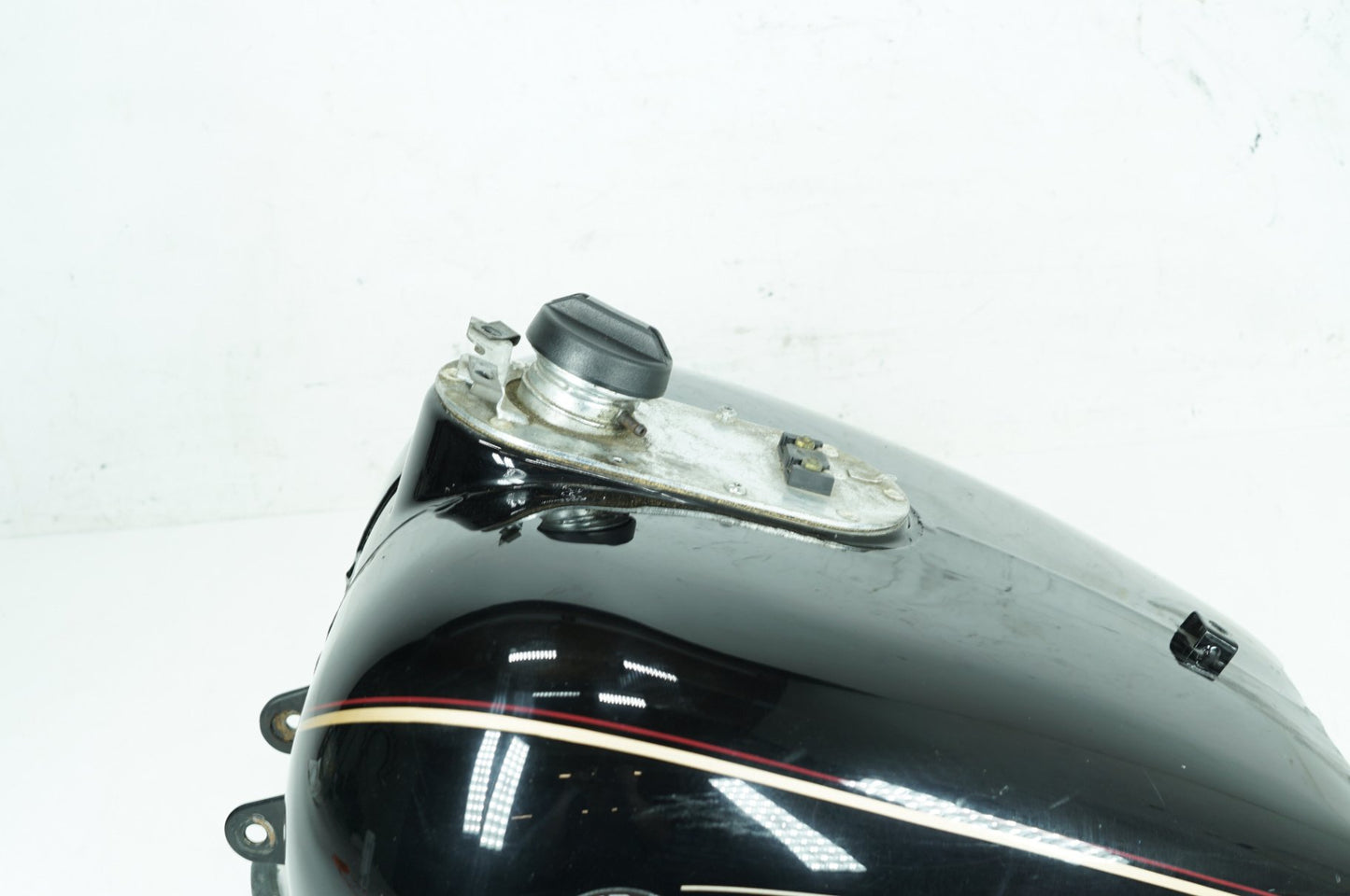 1984 - 1998 Harley-Davidson Touring Electra Glide Ultra Fuel Gas Tank Gasoline Reservoir  	61356-97A