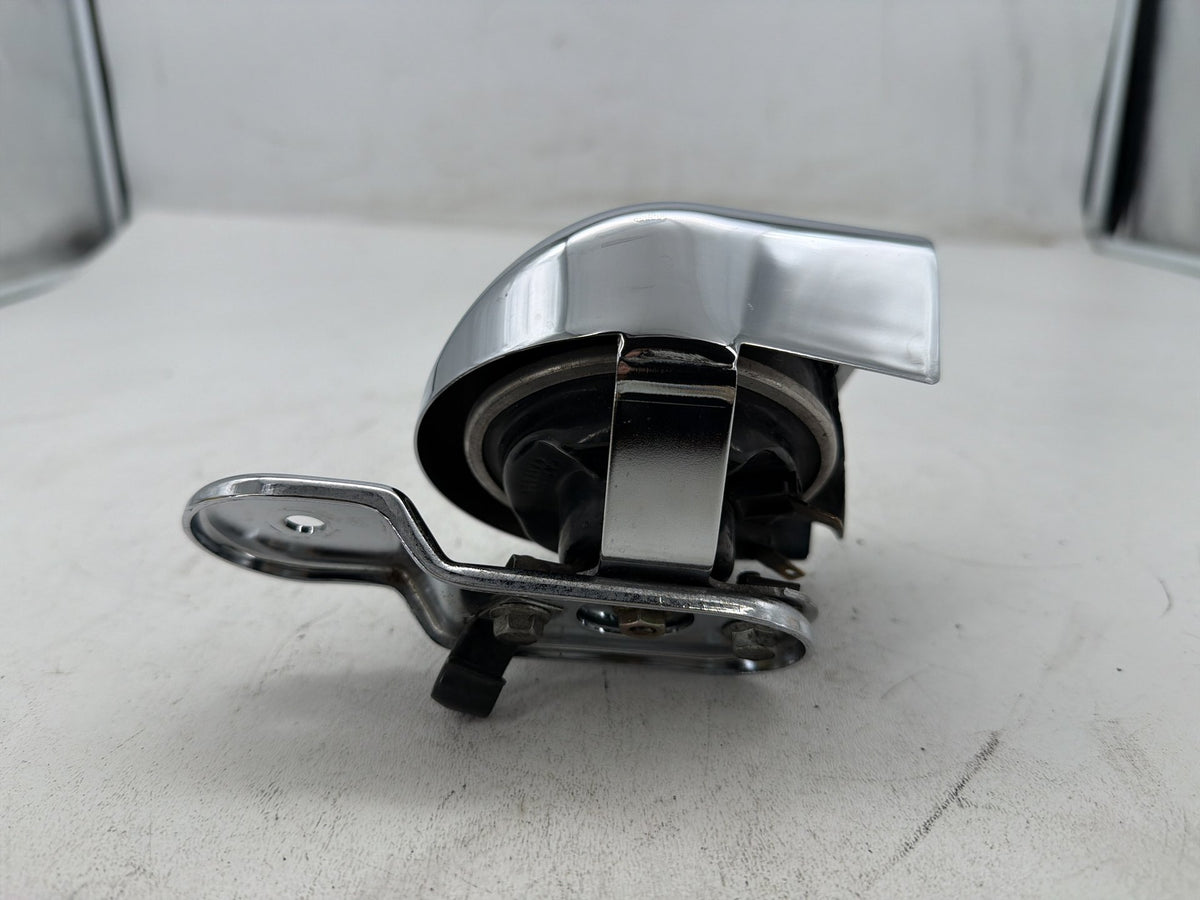 2002 Harley Electra Glide Touring Classic OEM Horn Signal Klaxon Chrome Cover
