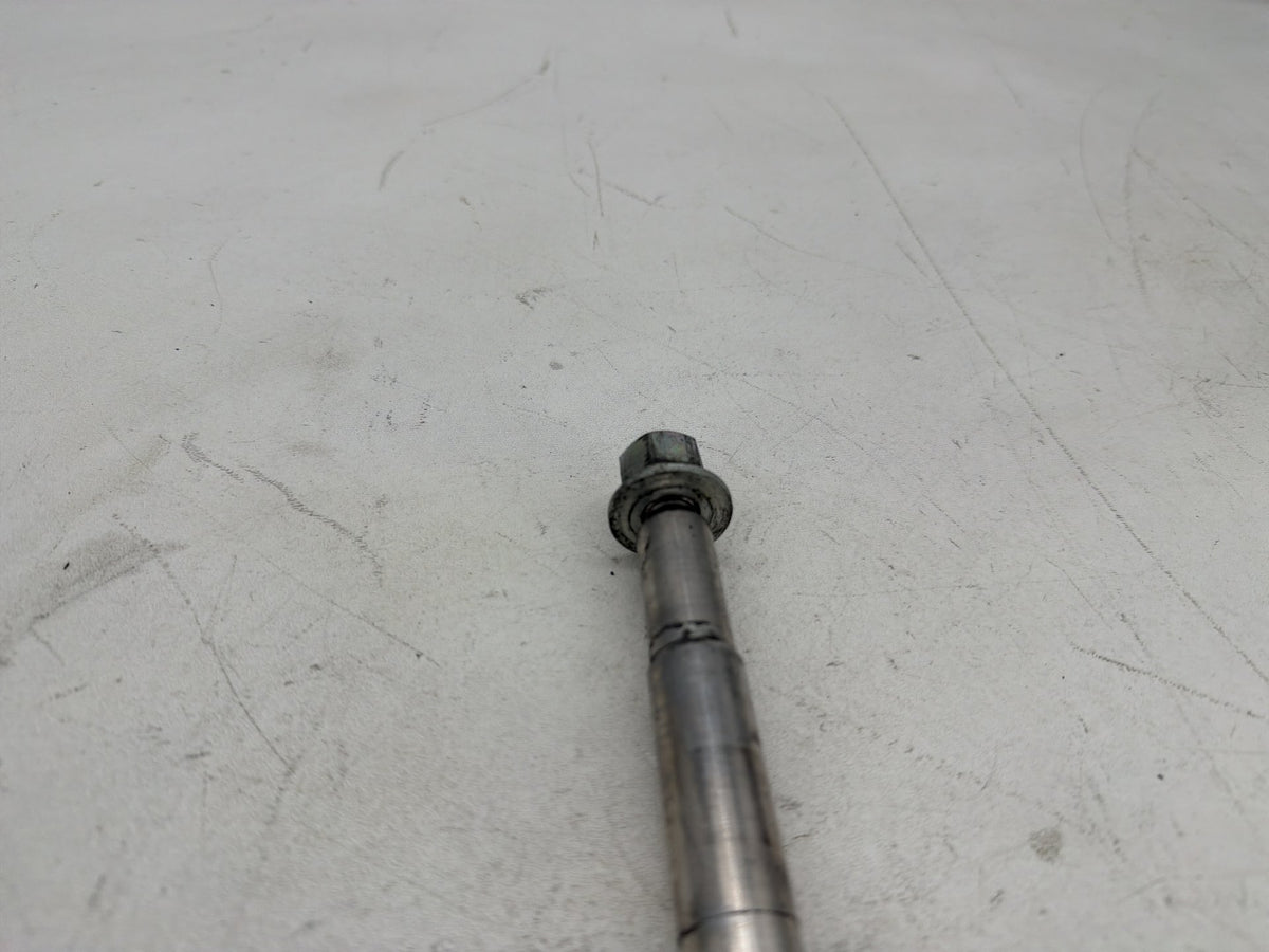 2005 Harley Dyna Wide Glide FXDWG OEM Front Wheel Axle Bolt Shaft