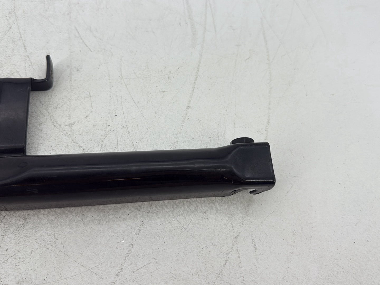2006 Harley Softail FLSTCI Heritage Classic OEM Seat Bracket Mount Support Mounting