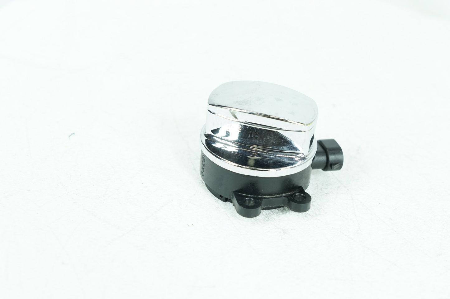 2007 - 2017 Harley-Davidson Dyna Fat Bob Dash Ignition Cap Switch Lockset NO Key  	71430-12