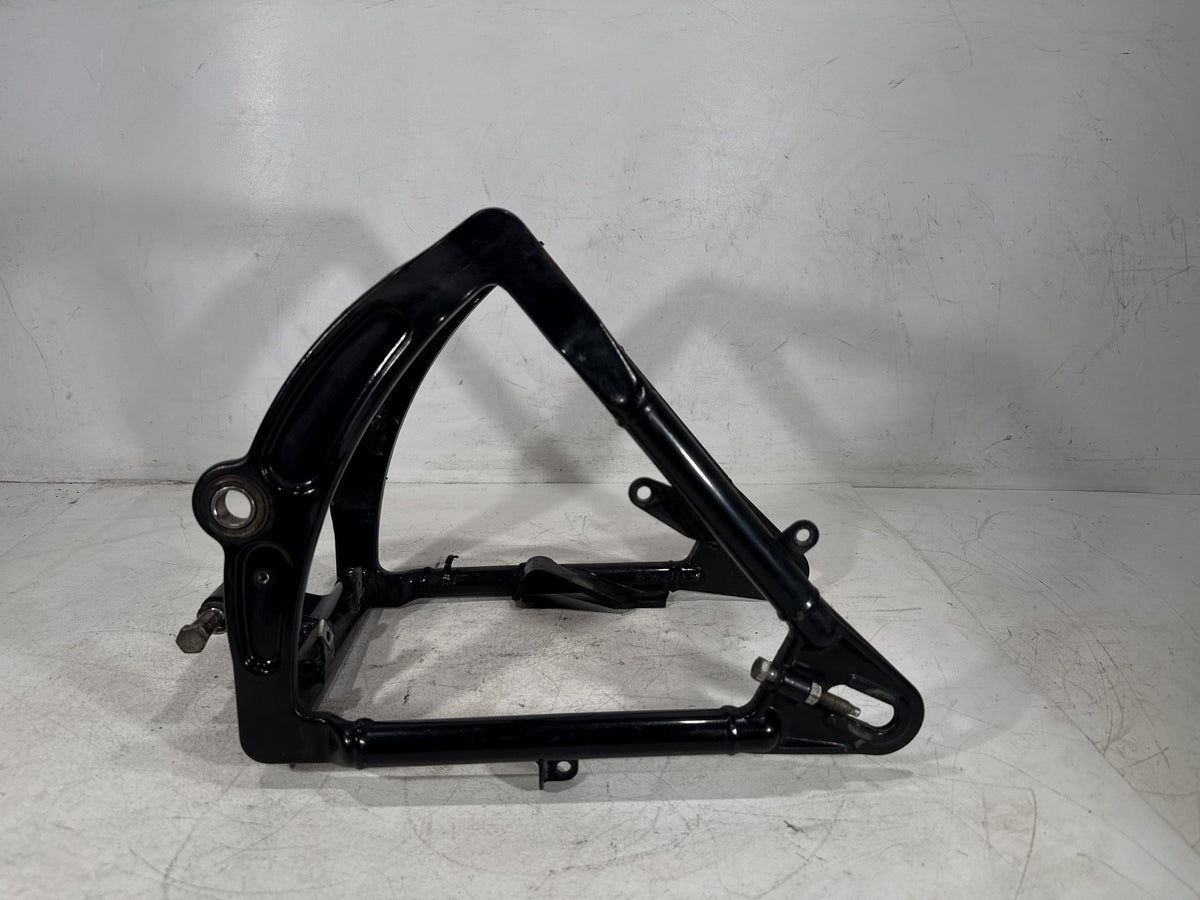 2001 Harley Heritage Softail Classic FLSTC OEM Rear Fork Swingarm Swing Arm
