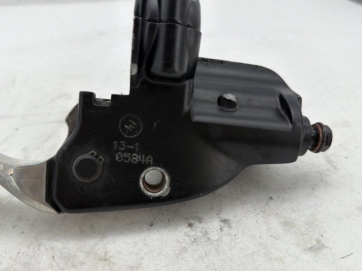 2014 Harley Electra Glide Ultra Front Left Clutch Lever Master Cylinder OEM