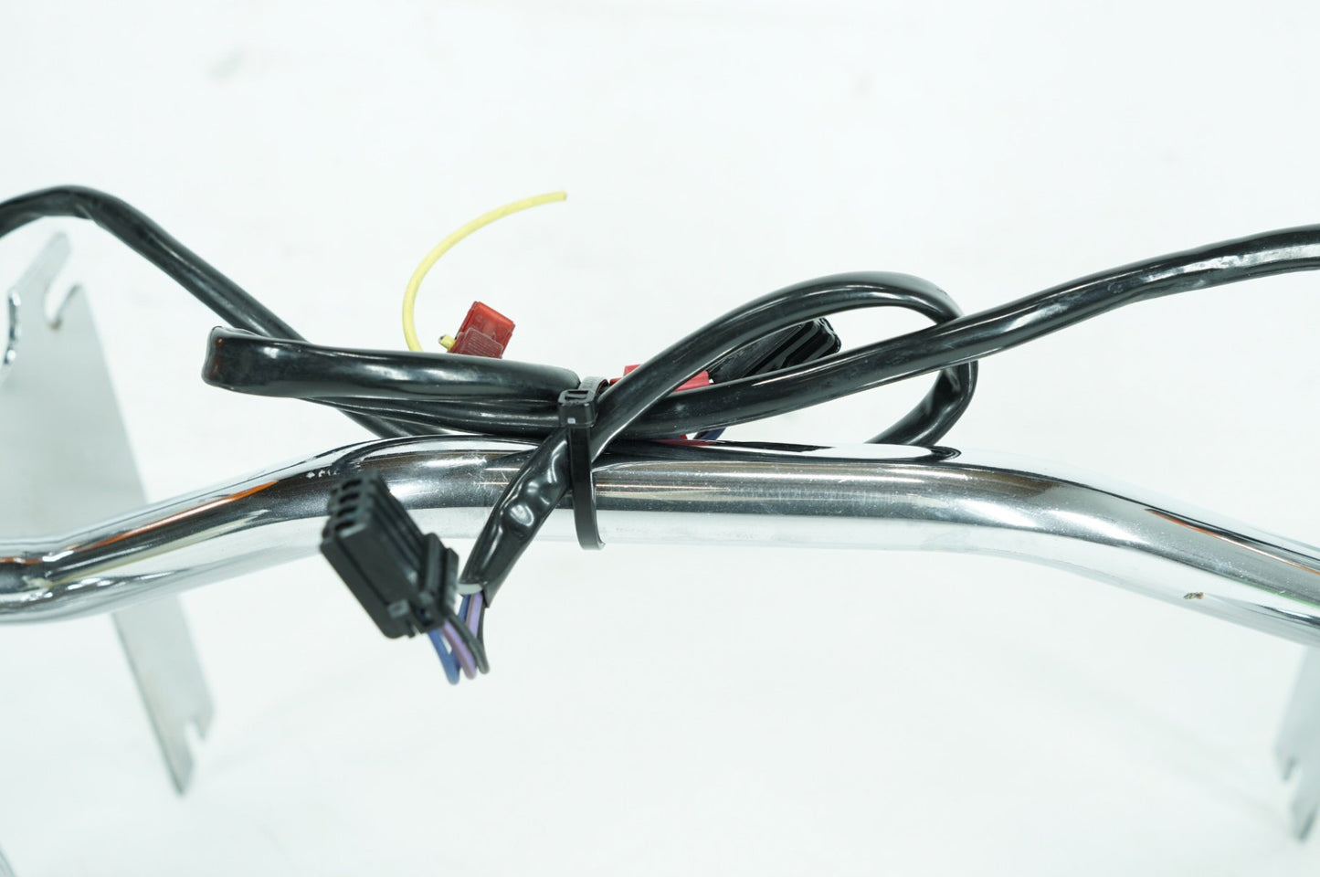 2008 - 2013 Harley-Davidson Touring Electra Police Front Turn Signal Indicators Aux Light Bar 68712-94A