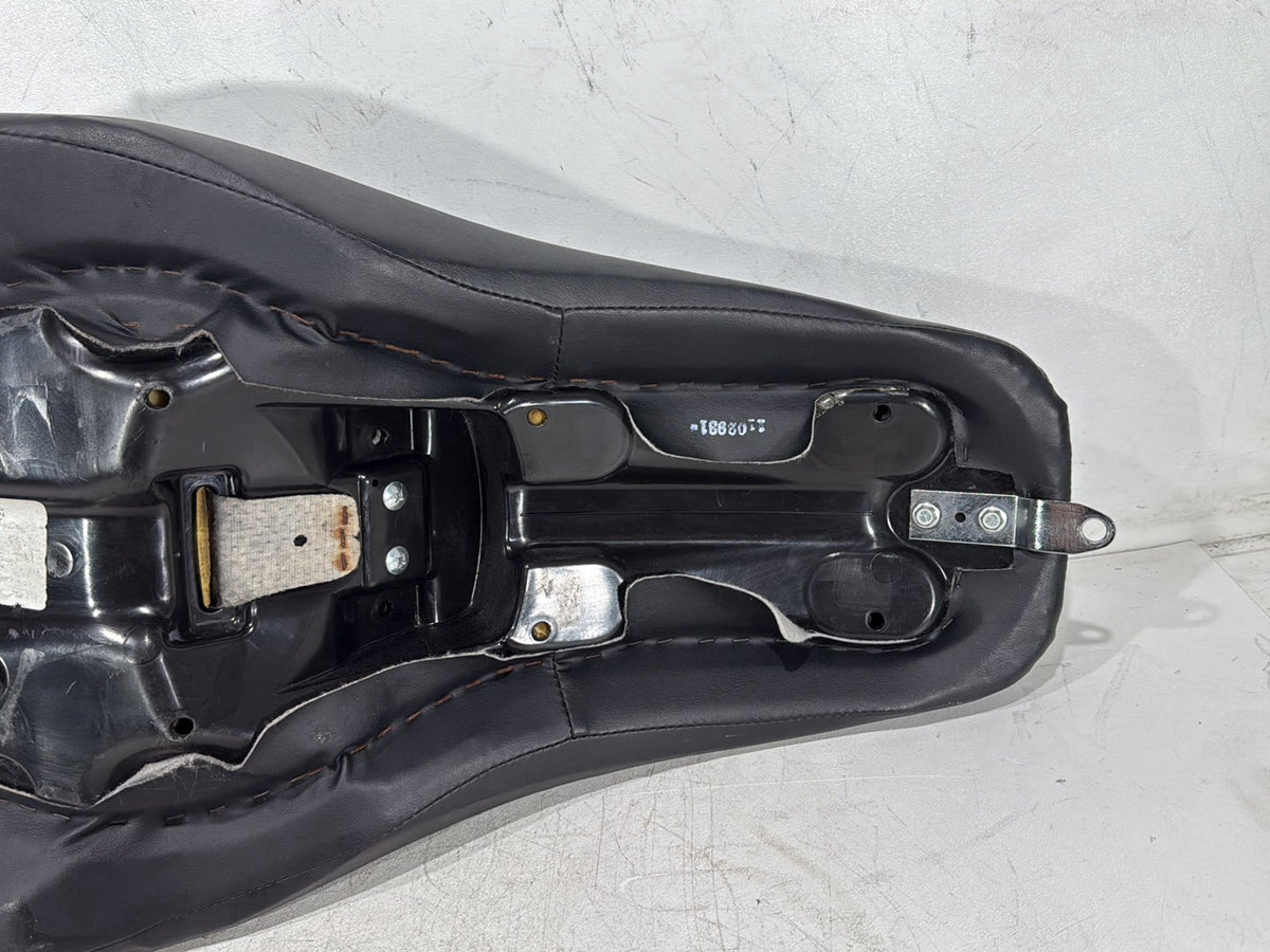 2014 Harley Dyna Low Rider FXDL OEM Passenger Rider Driver Seat Saddle