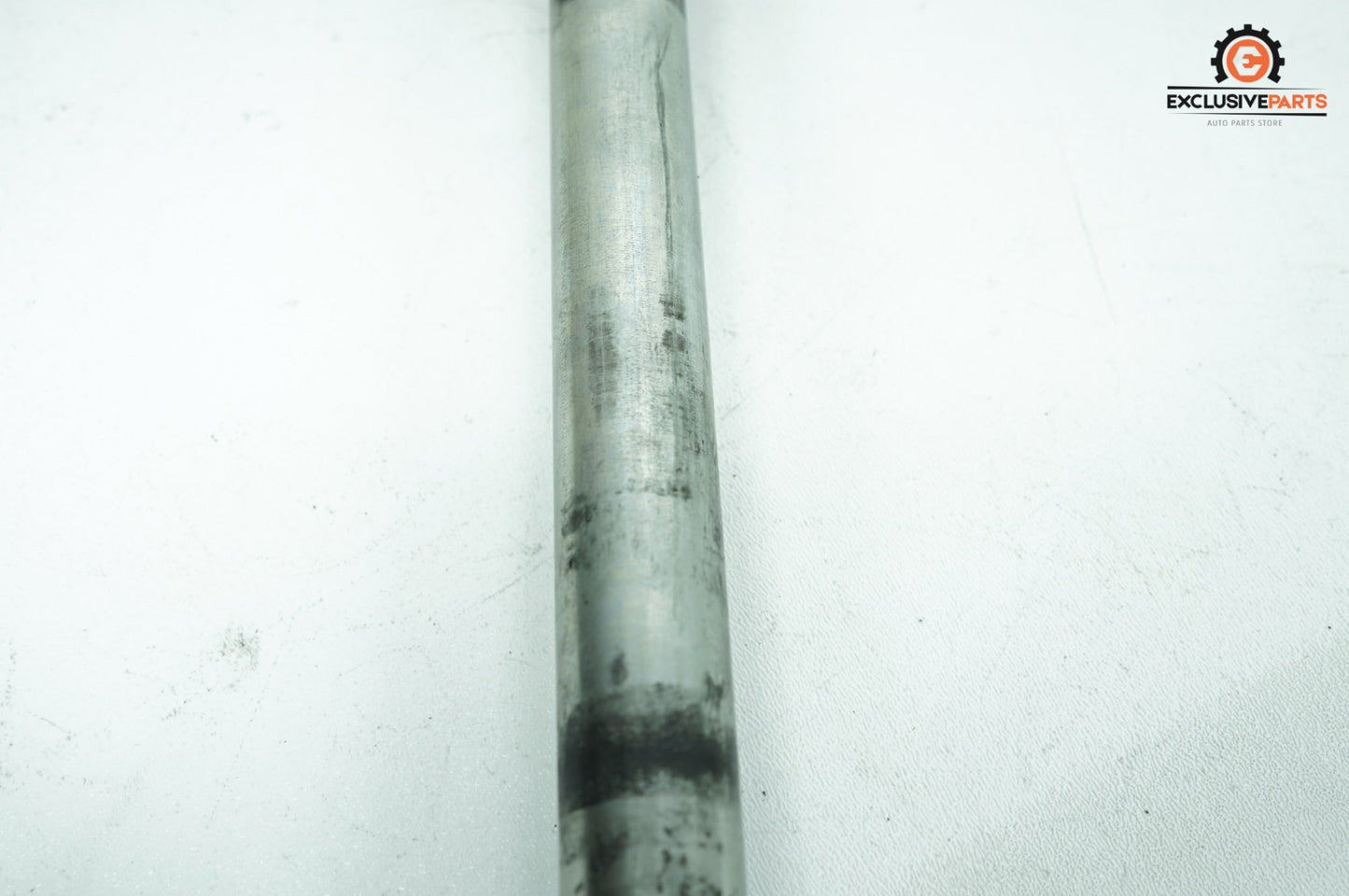 2007 - 2016 Harley-Davidson Touring Street Glide Rear Wheel Axle Bolt Shaft 41056-09