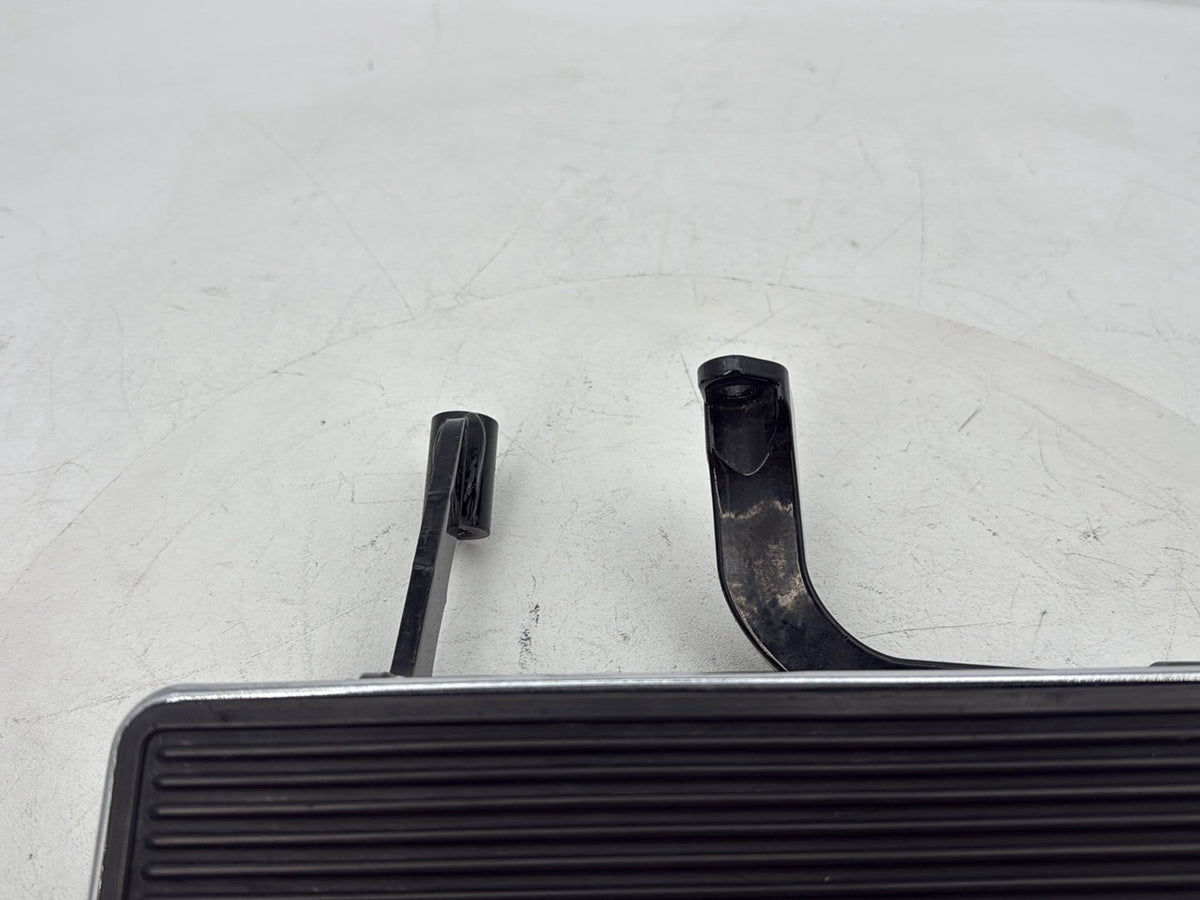 2008 - 2016 Harley-Davidson Touring Electra Glide Ultra Left Driver 1 Floorboard Foot Rest 50621-06