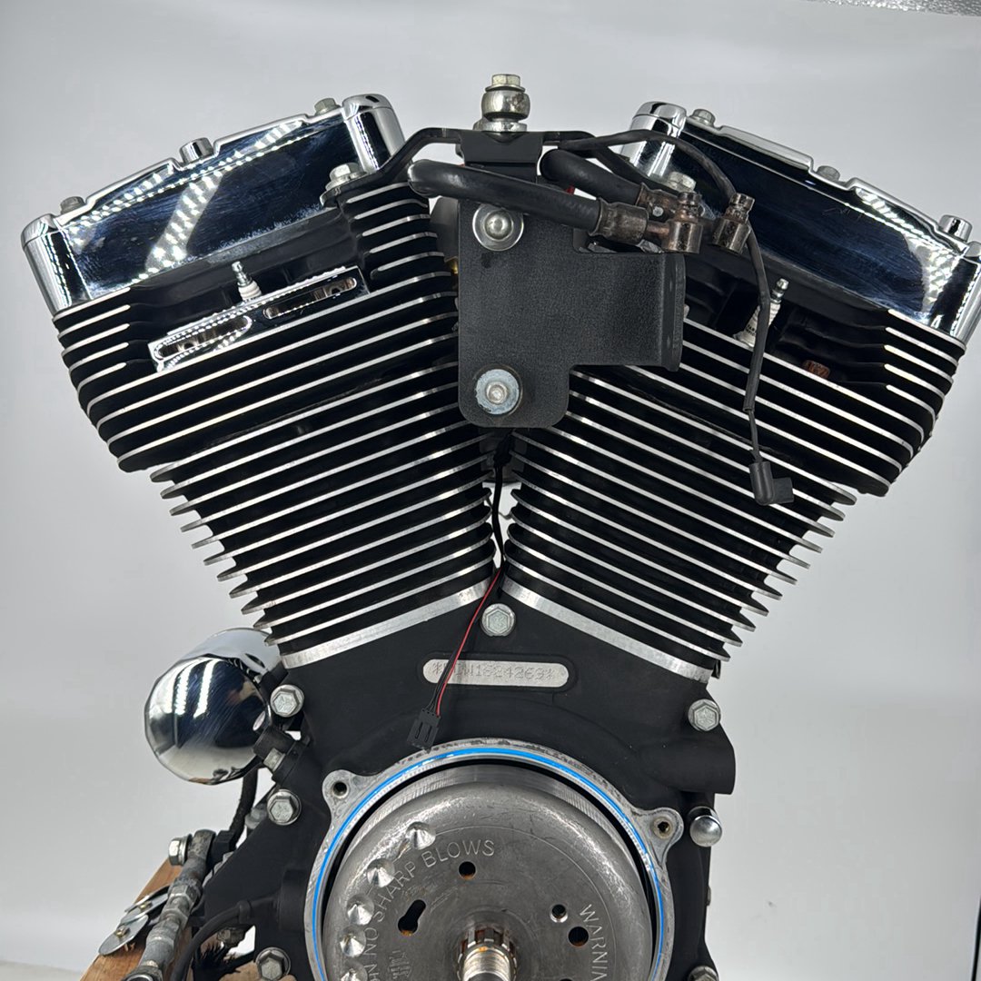 1999 - 2006 Harley-Davidson Touring Electra Glide Classic EFI Twin Cam 88 Engine Motor  	16125-01