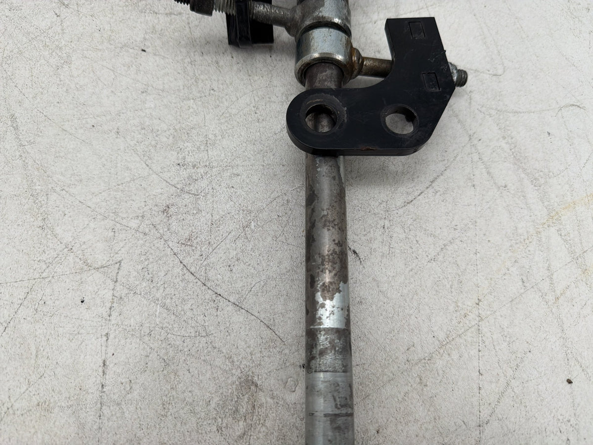 2000 Harley Sportster 1200 Custom XL1200C OEM Rear Wheel Axle Bolt Shaft