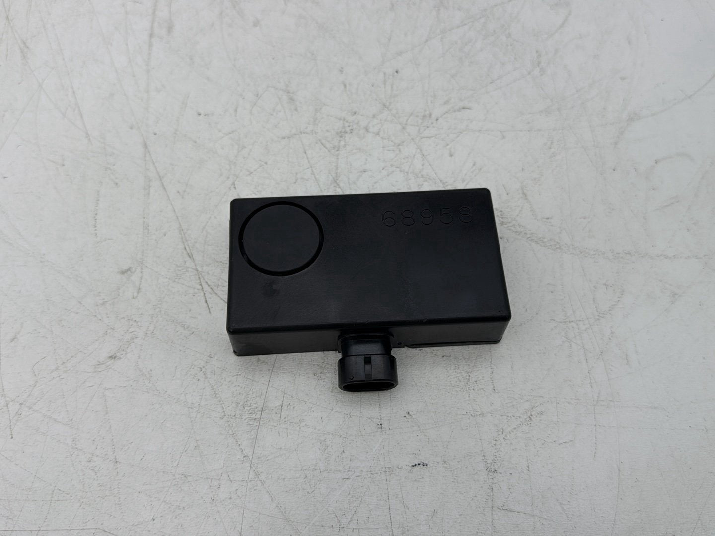 2005 Harley Touring FLHRCI Road King Classic OEM Security Alarm Control Module 68958-00