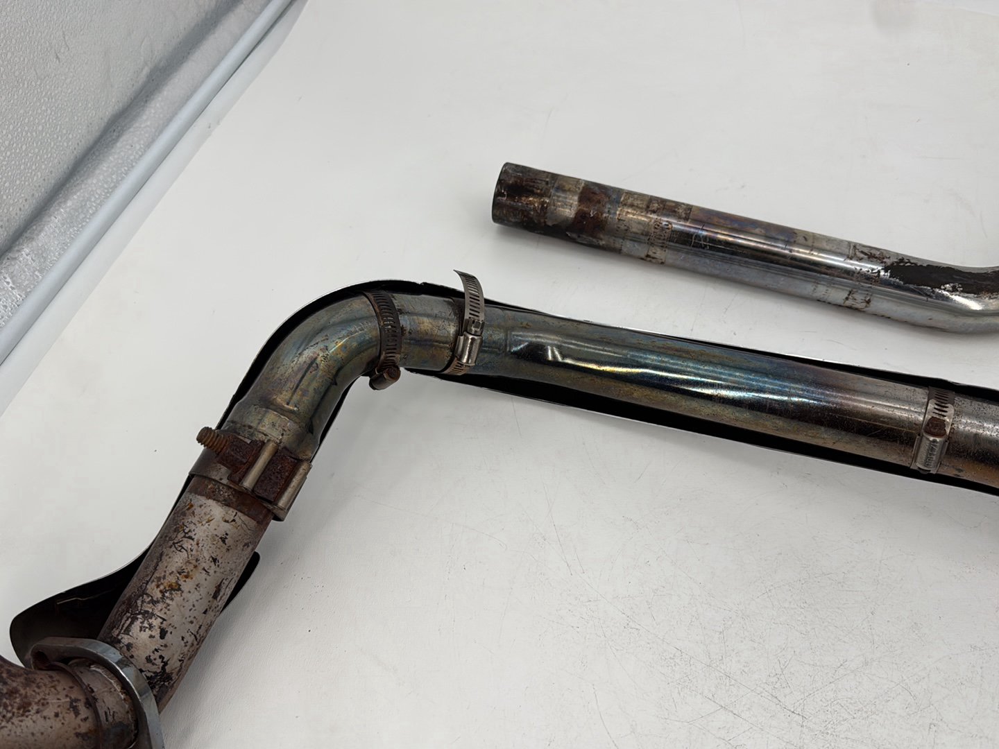 1999 - 2006 Harley-Davidson Touring Electra Glide Ultra Exhaust Header Pipes Muffler  	65621-99B