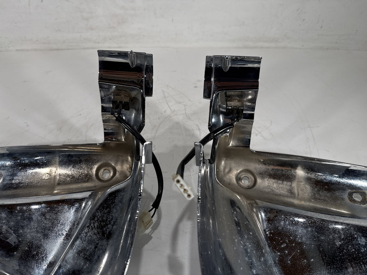 2011 Harley Road King Touring FLHR OEM Left & Right Headlamp Nacelle Covers