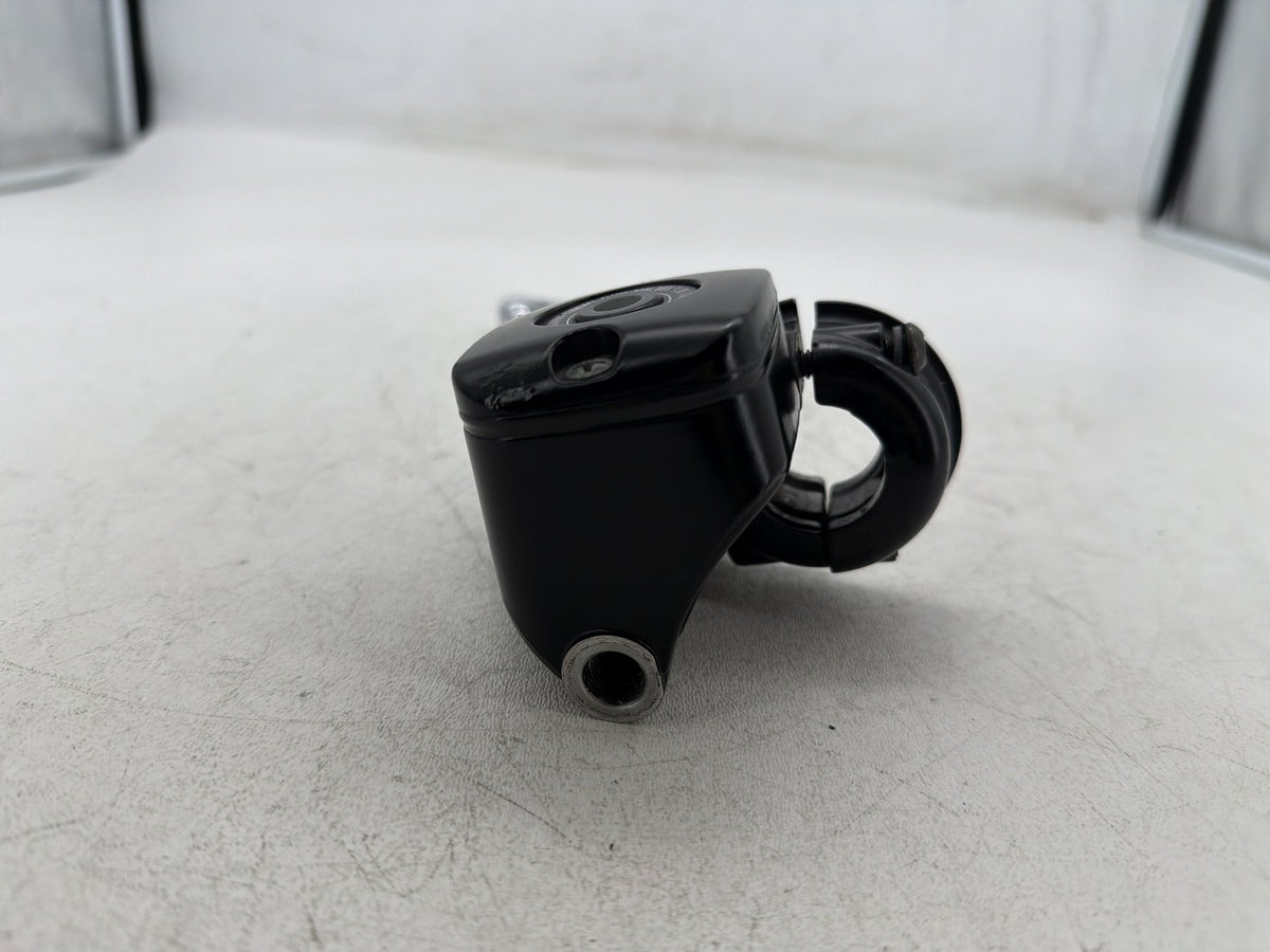 2001 Harley Softail Standard FXST OEM Front Right Brake Lever Master Cylinder