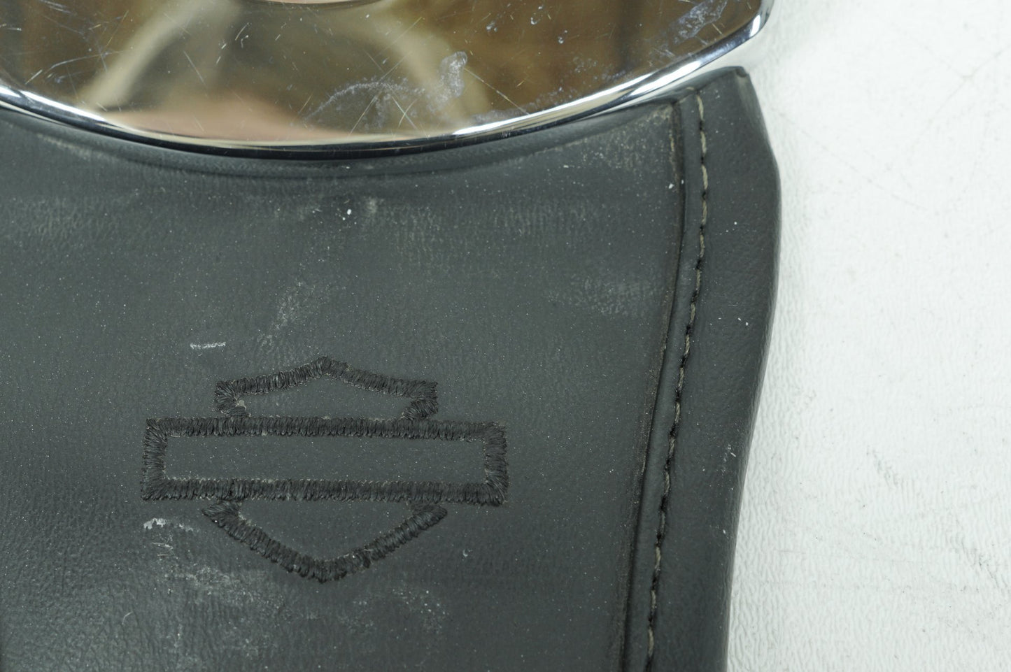 2007 - 2011 Harley-Davidson Dyna Fat Bob Fuel Tank Dash Console Speedometer NOKey 71211-04