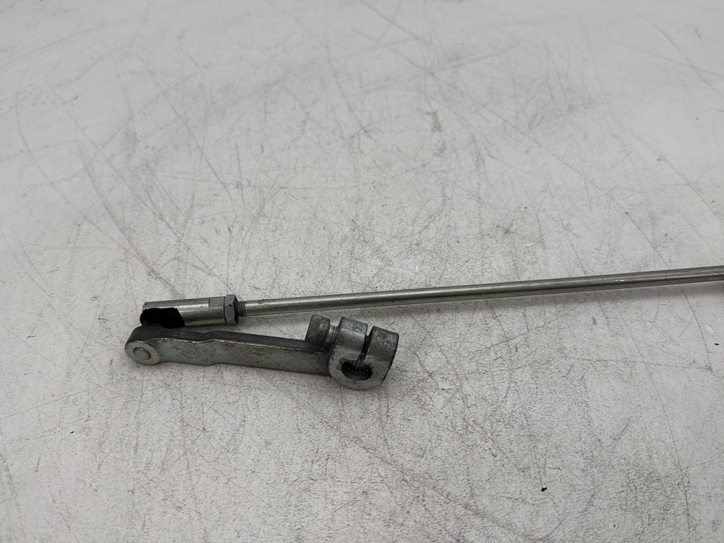 2010 Harley Street Glide Touring FLHX OEM Gear Shifter Lever w/ Rod linkage
